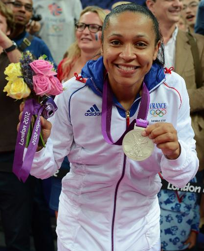 Edwige Lawson-Wade en 2012 après le podium olympique - Bellenger/IS/FFBB